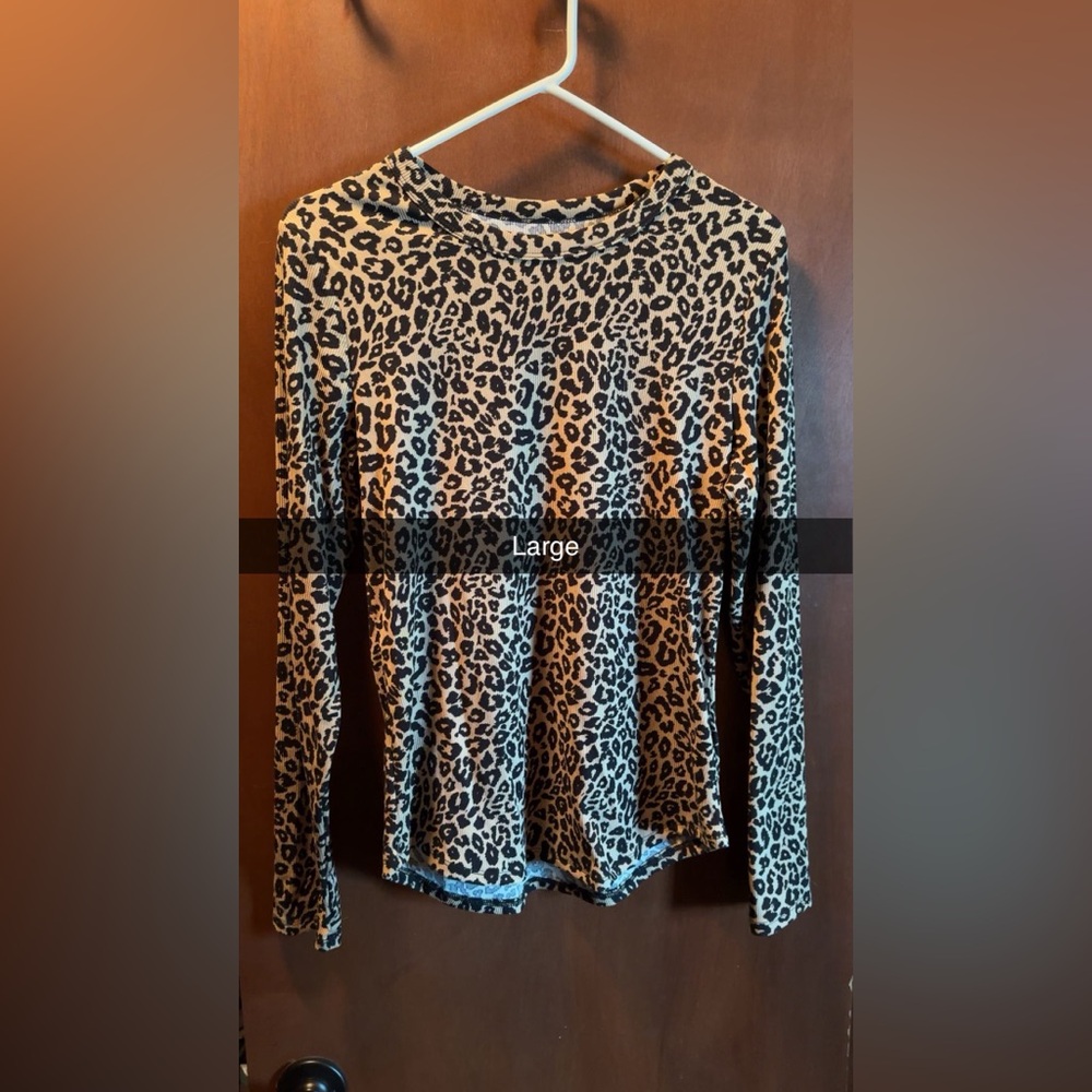 Leopard Print Long Sleeve Top